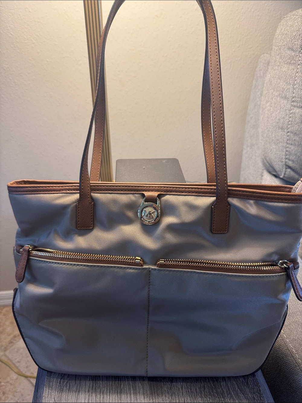 MICHAEL Michael Kors Gray Tote with Brown Trim Shoulder Bag